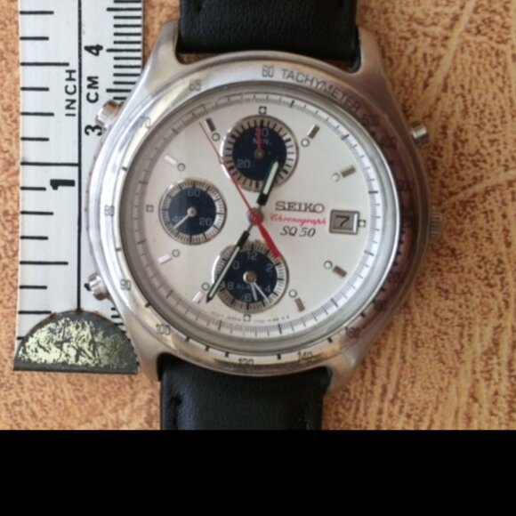 Seiko Vintage Chronograph Panda Watch 38mm - Picture 5 of 7